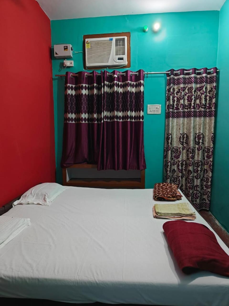 Vishnu Rest House พาราณสี ภายนอก รูปภาพ